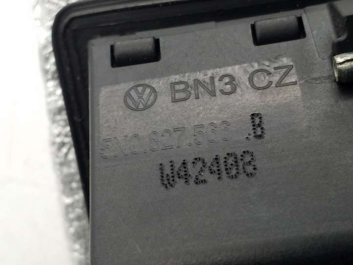Audi A4 (2007 - 2011)  5N0827566B Ручка задней крышки