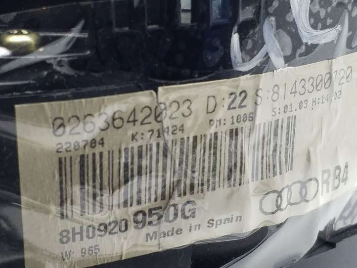 Audi A4 (2000 - 2006)  8H0920950G Спидометр (приборный щиток)
