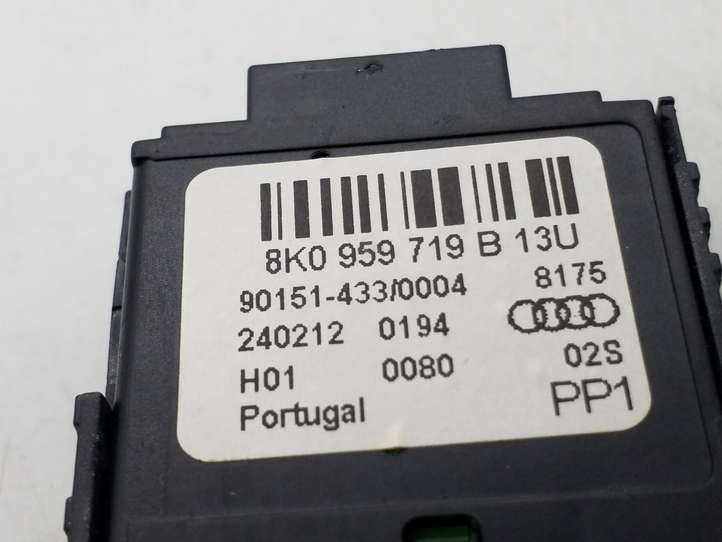 Audi A4 (2011 - 2015)  8K0959719B Другие включатели / ручки/ переключатели