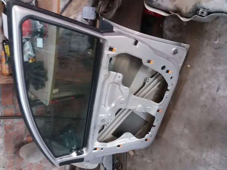 Seat Altea XL (2004 - 2015) Дверь — фото 2