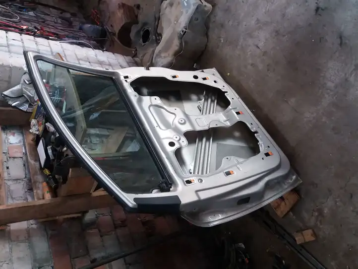 Seat Altea XL (2004 - 2015) Дверь — фото 3