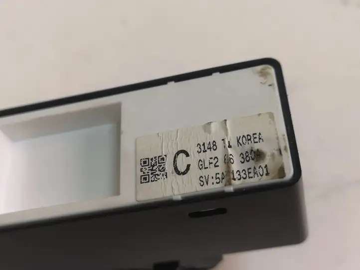 Mazda 6 (2012 - 2015) GLF266380A Кнопка стеклоподъемников — фото 6