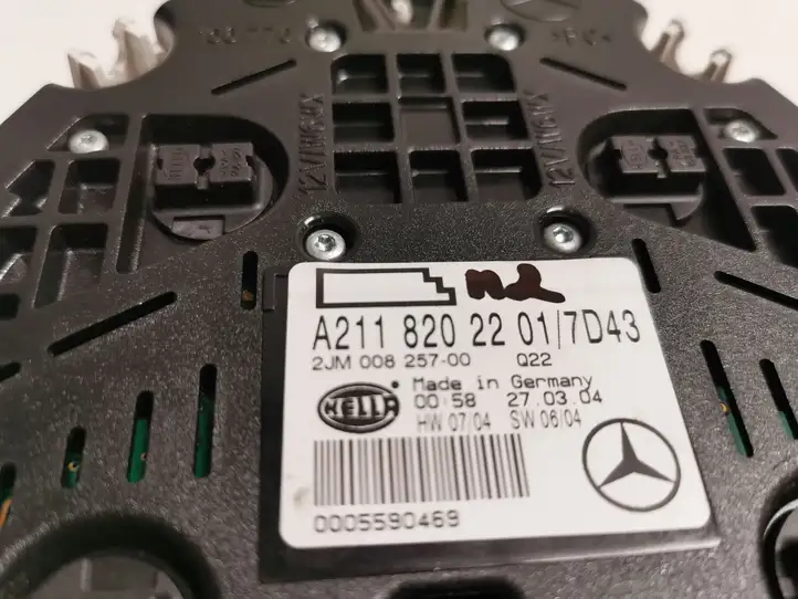 Mercedes-Benz E W211 (2002 - 2009) 2118202201 Включатель освещения интерьера — фото 3