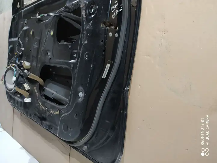 Toyota Land Cruiser (J120) (2002 - 2009) Дверь — фото 2