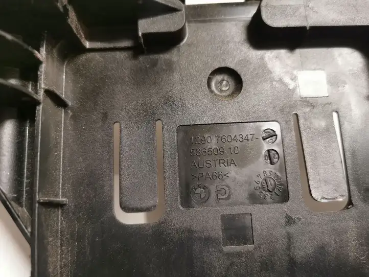 BMW 3 F30 F35 F31 (2012 - 2018) 7604347 Другая часть кузова — фото 3