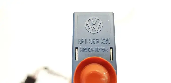 Volkswagen PASSAT B5.5 (2001 - 2005) 6E1963235 Электрический отопитель салона — фото 2