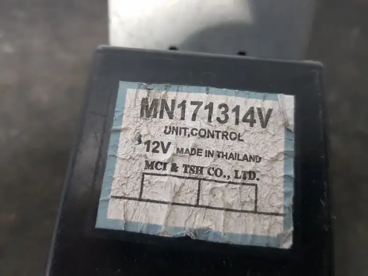 Mitsubishi L200 (2006 - 2014) MN171314V Модуль комфорта — фото 3
