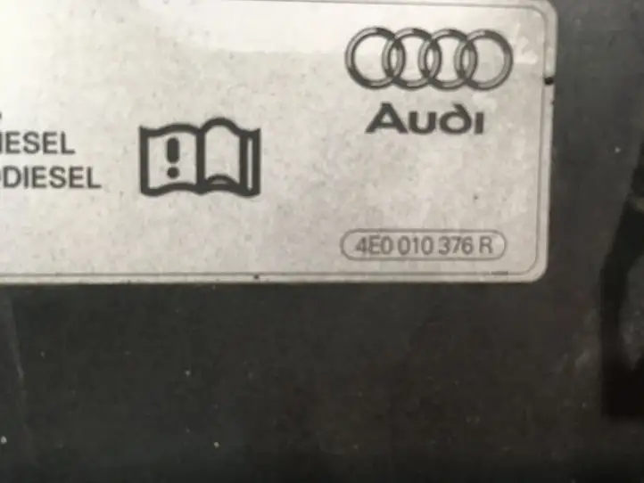 Audi A4 S4 B7 8E 8H (2004 - 2009) 4E0010376 Крышка топливного бака — фото 2