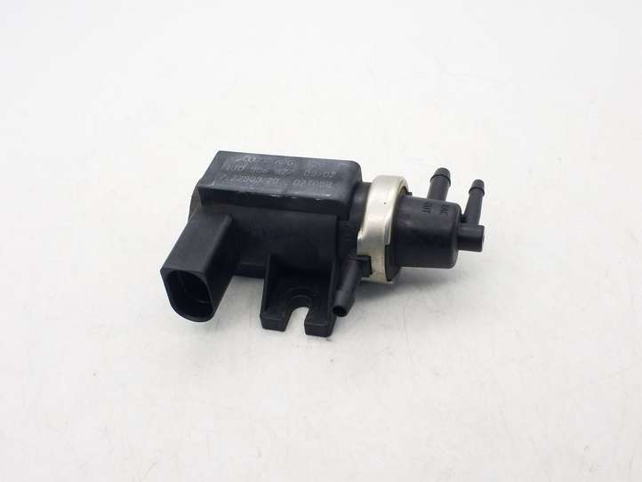 Audi A4 (2000 - 2006)  1J0906627 Соленоидный клапан