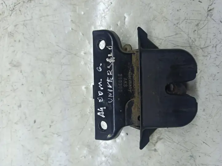 Audi A4 S4 B5 8D (1999 - 2001) Замок крышки багажника — фото 1