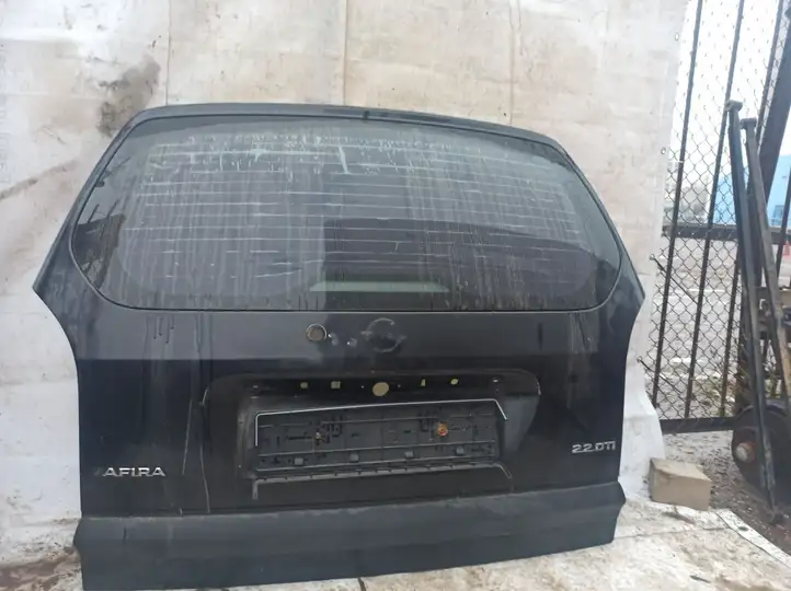 Opel Zafira A (1999 - 2003) Крышка багажника — фото 1