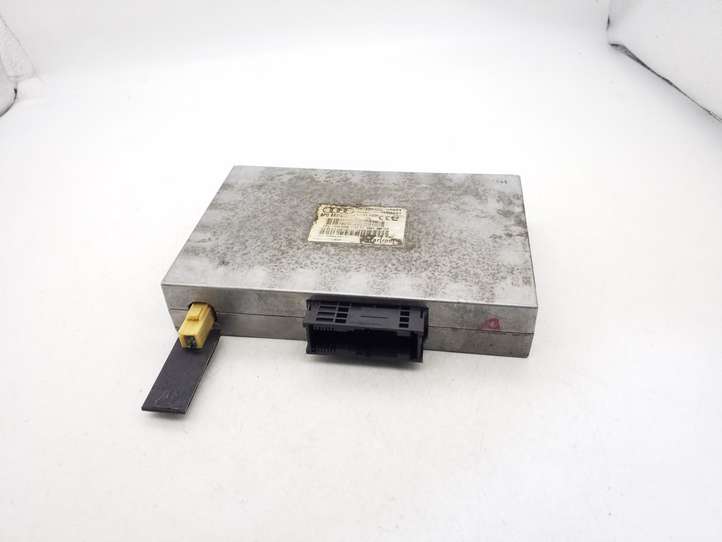 Audi A4 (2000 - 2006)  8P0862335M Модуль «Bluetooth»