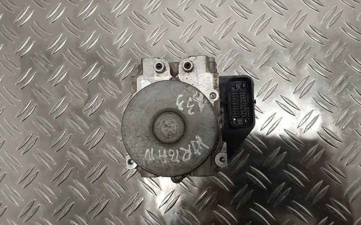 Toyota Urban Cruiser (XP110) (2007 - 2016) 4454052151 ABS блок — фото 2