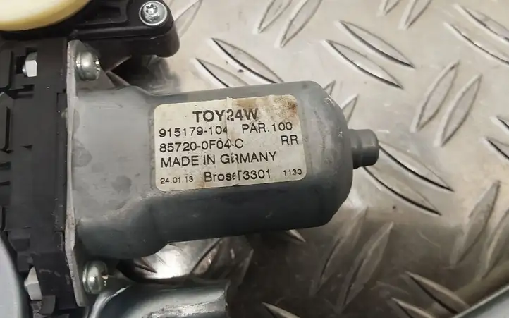 Toyota Verso (2012 - 2015) 698400F040 Стеклоподъемник задней двери — фото 5