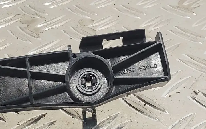 Lexus IS 220D-250-350 (2005 - 2010) 5215753040 Кронштейн заднего бампера — фото 3