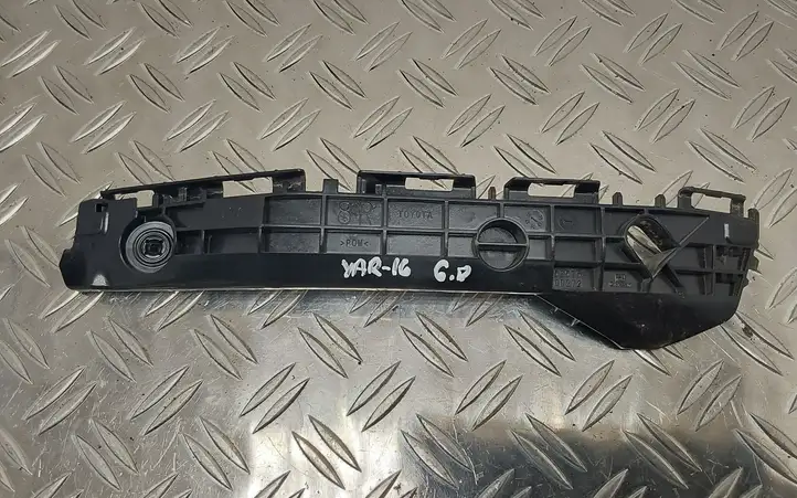 Toyota Yaris (2012 - 2014) 525750D272 Кронштейн заднего бампера — фото 1