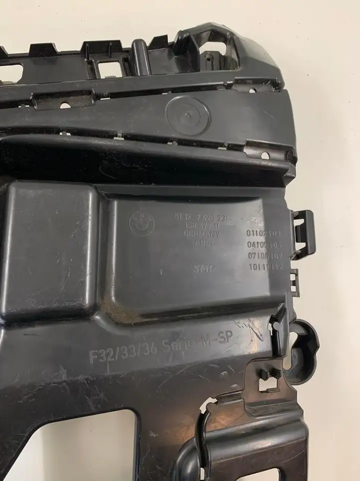 BMW 4 F32 F33 (2013 - 2017) 7428731 Кронштейн угловой части бампера — фото 2