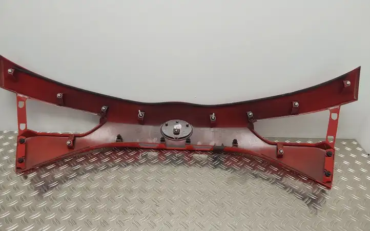 Toyota Yaris (2019 - ) 768110DA30 Подсветка номера — фото 2