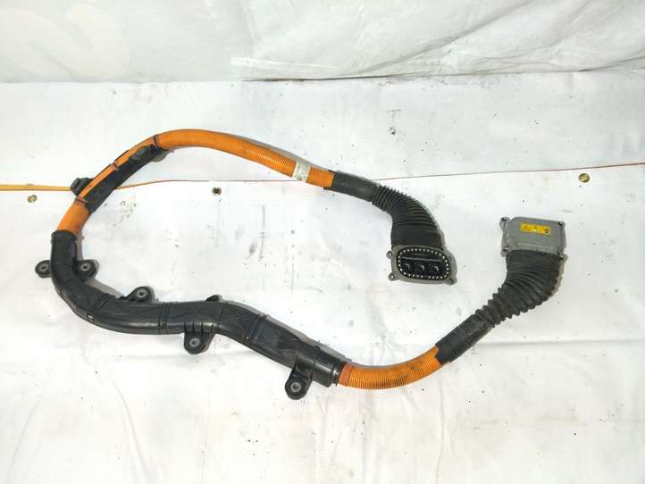 BMW 3 F30 F35 F31 (2012 - 2018)  6824102 Другой проводник