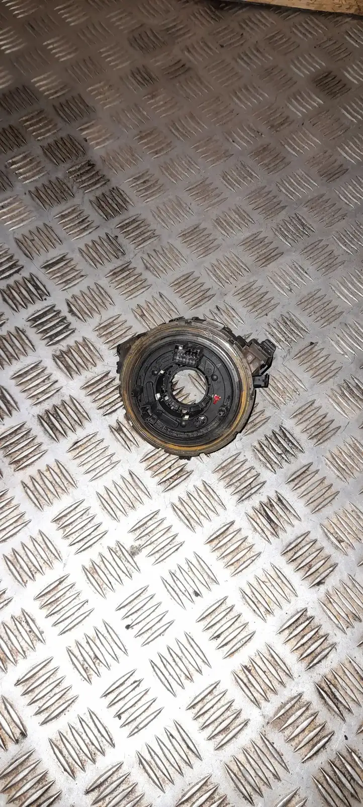 Audi A4 S4 B6 8E 8H (2000 - 2006) 8E0953541C Контактное кольцо SRS — фото 1