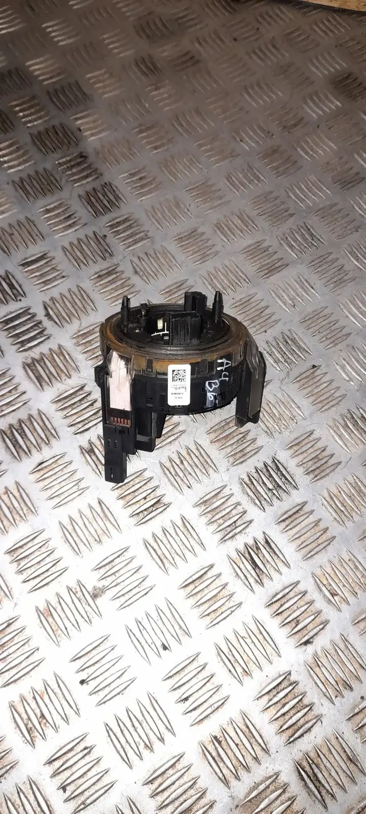 Audi A4 S4 B6 8E 8H (2000 - 2006) 8E0953541C Контактное кольцо SRS — фото 2