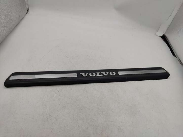 Volvo S60 (2010 - 2013)  8659960 Отделка переднего порога (внутренняя)