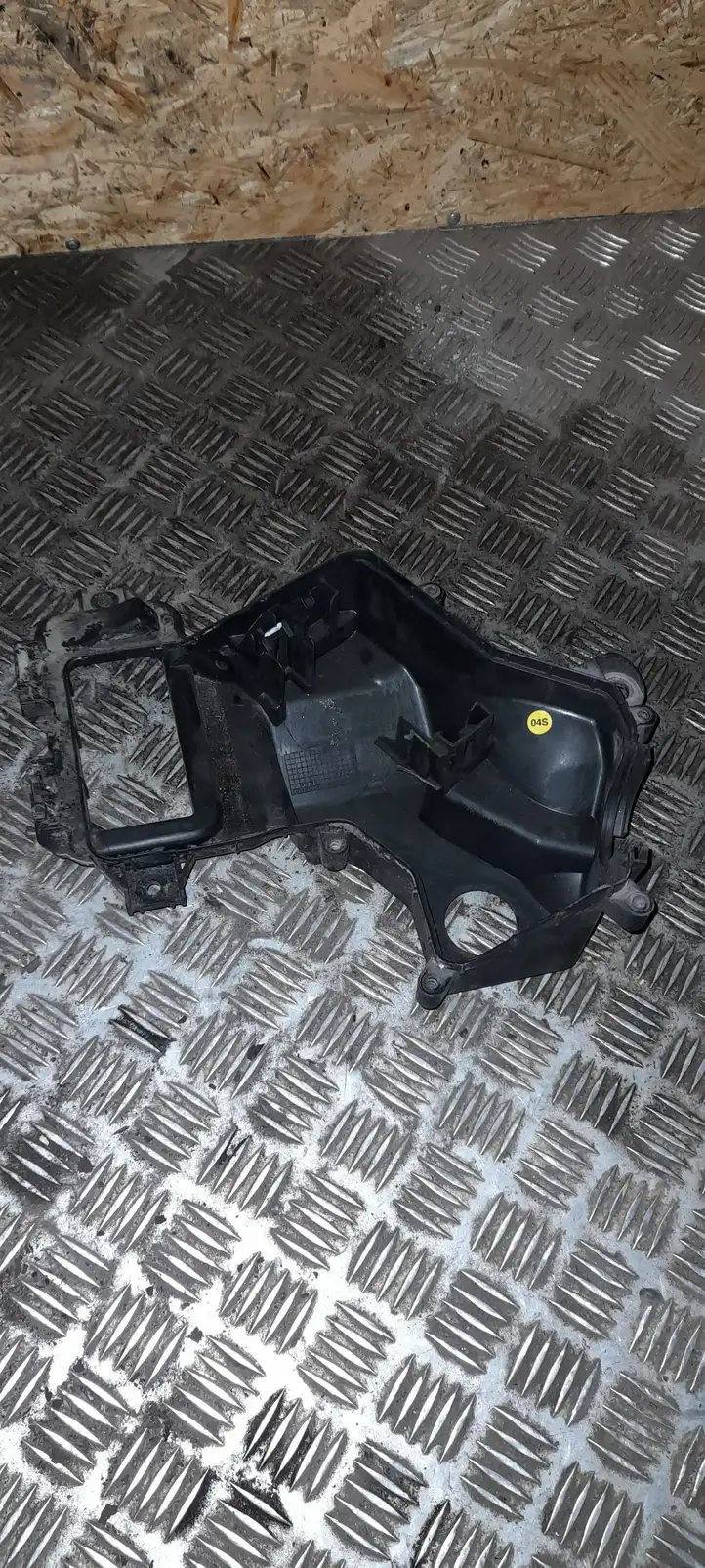 Audi A6 S6 C6 4F (2004 - 2008) 4F1937575A Крышка ящика предохранителей — фото 1