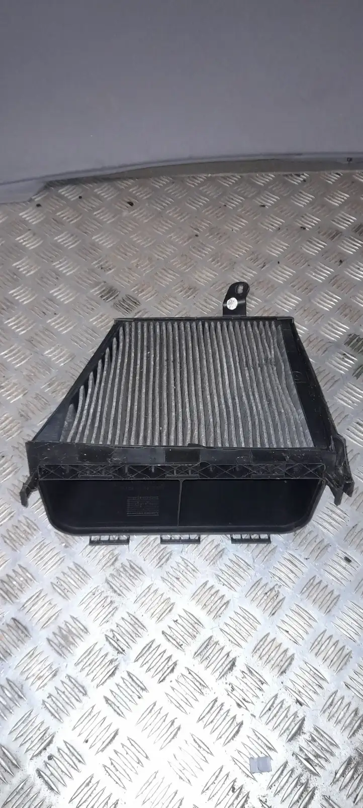 Mercedes-Benz E W211 (2002 - 2009) A2118172520 Корпус воздушного фильтра — фото 2