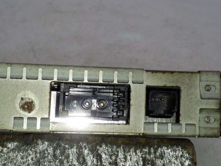 Land Rover Discovery (2009 - 2013)  10R034301 Блок управления HiFi audio