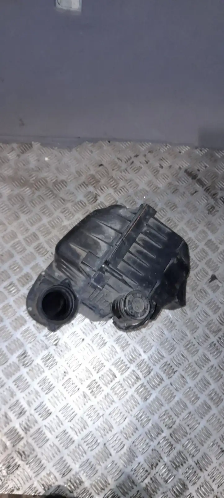 Volkswagen Sharan (2000 - 2003) Корпус воздушного фильтра — фото 1