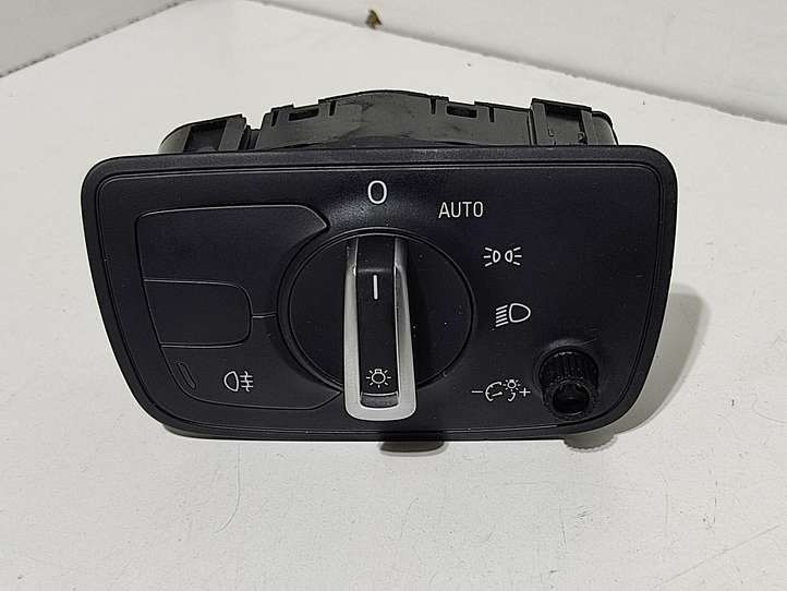 Audi A6 (2011 - 2014)  4G0941531D Включатель фонарей