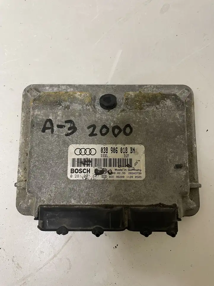 Audi A3/S3 8L (1996 - 2000) 038906018BN Блок управления двигателем (ЭБУ) — фото 1