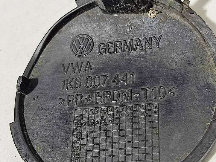 Volkswagen Golf V (2003 - 2009)  1K6807441 Заглушка буксировочной петли бампера