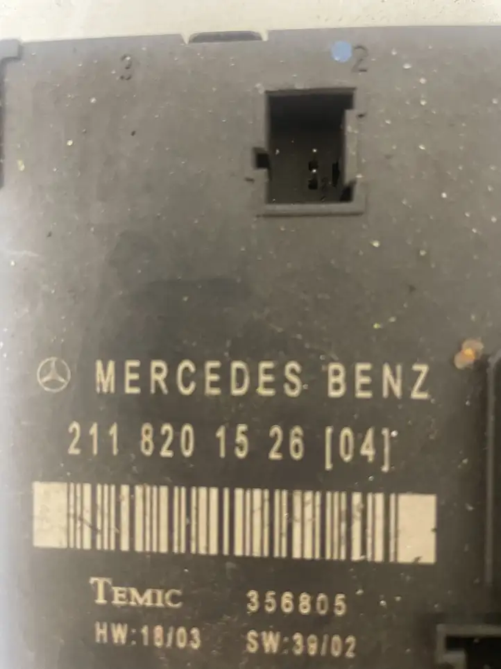 Mercedes-Benz E W211 (2002 - 2009) 2118201526 Блок управления дверью — фото 2