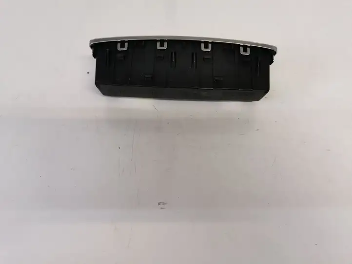 Audi A6 C7 (2011 - 2014) 4G0863300 Ящик центральной консоли — фото 2