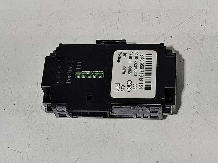 Audi A4 (2011 - 2015)  8K0959719B Другие включатели / ручки/ переключатели