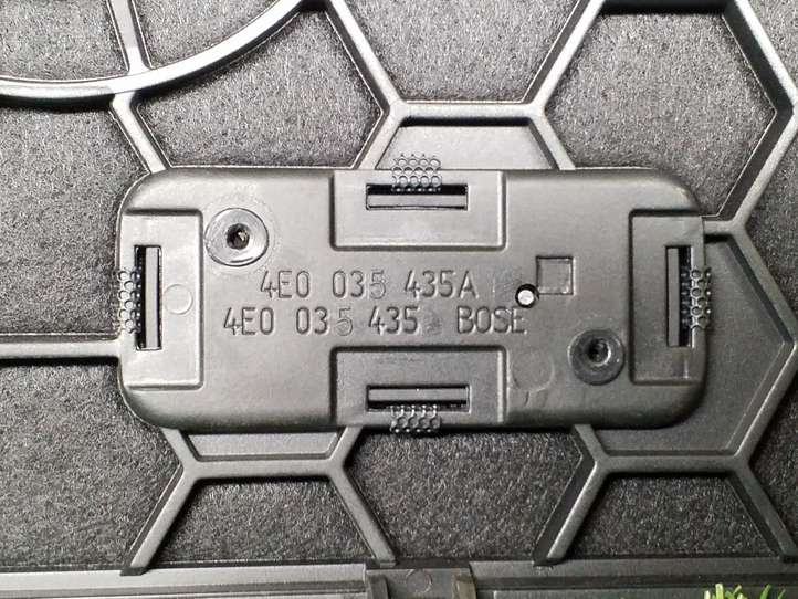 Audi A8 (2002 - 2005)  4E0035435A Сабвуферная решетка