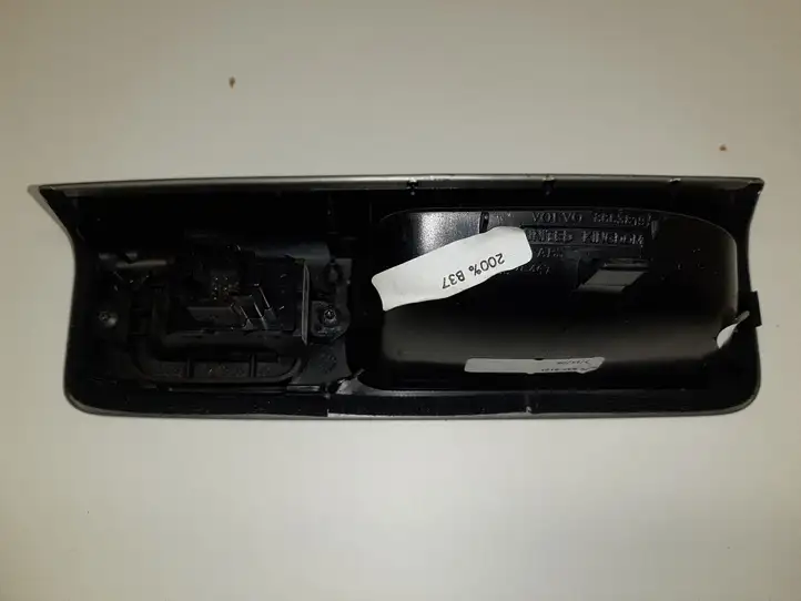 Volvo V50 (2008 - 2012) 30773217 Кнопка стеклоподъемников — фото 2