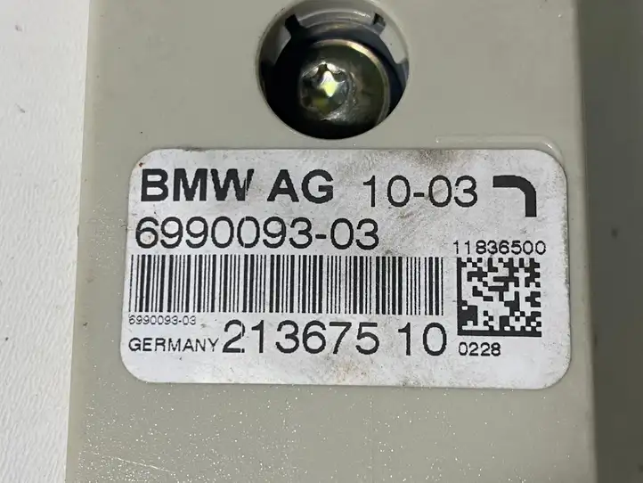 BMW X5 E70 (2006 - 2013) 6990093 Усилитель антенны — фото 3
