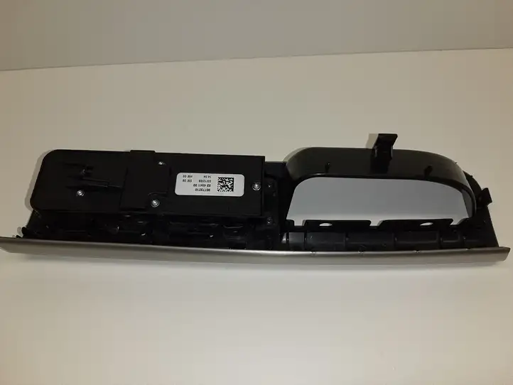 Volvo V50 (2008 - 2012) 30773210 Кнопка стеклоподъемников — фото 3