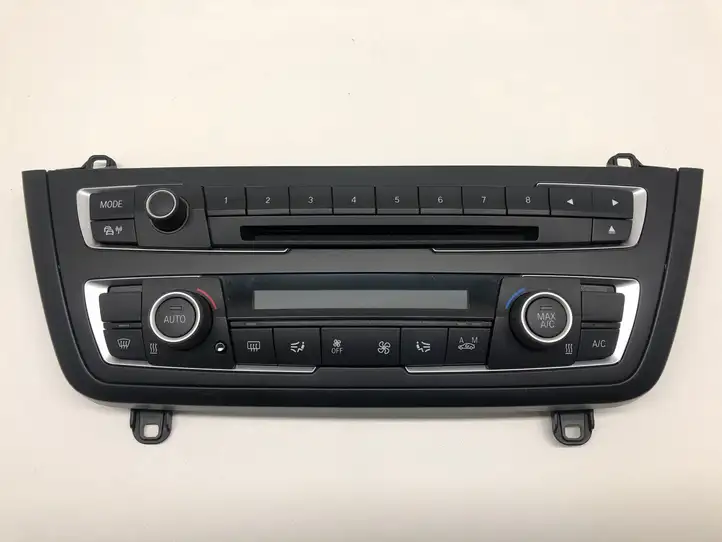 BMW 3 F30 F35 F31 (2012 - 2018) 9226784 Другие приборные щитки — фото 1
