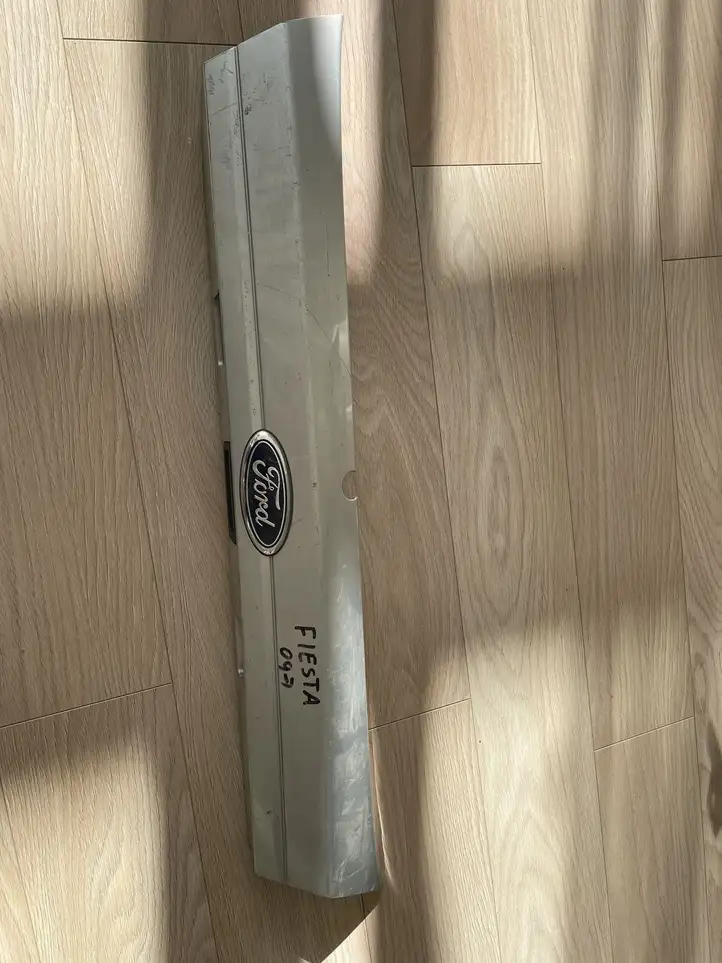 Ford Fiesta (2009 - 2012) 8A61A434041 Подсветка номера — фото 1