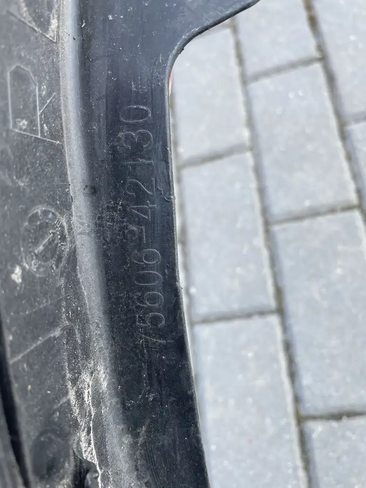 Toyota RAV 4 (XA40) (2012 - 2018) 7560642130R Молдинг крыла — фото 3