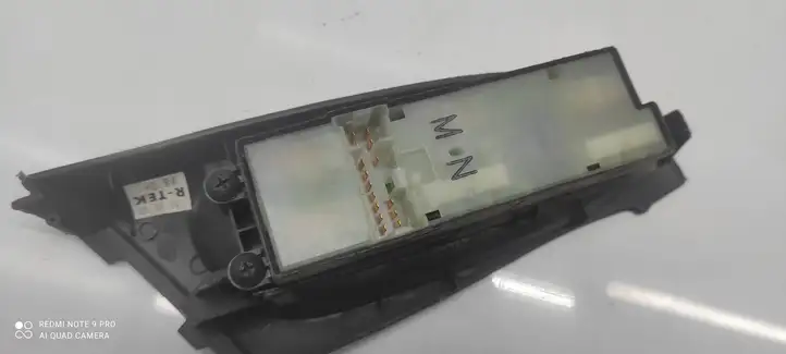 Nissan Almera (2000 - 2006) 80961 Кнопка стеклоподъемников — фото 2