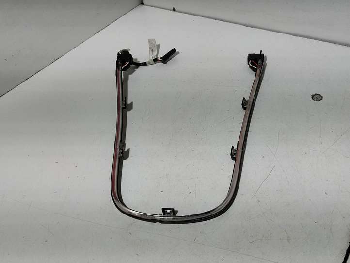 Opel Astra (2009 - 2012)  1853054 Декоративная отделка