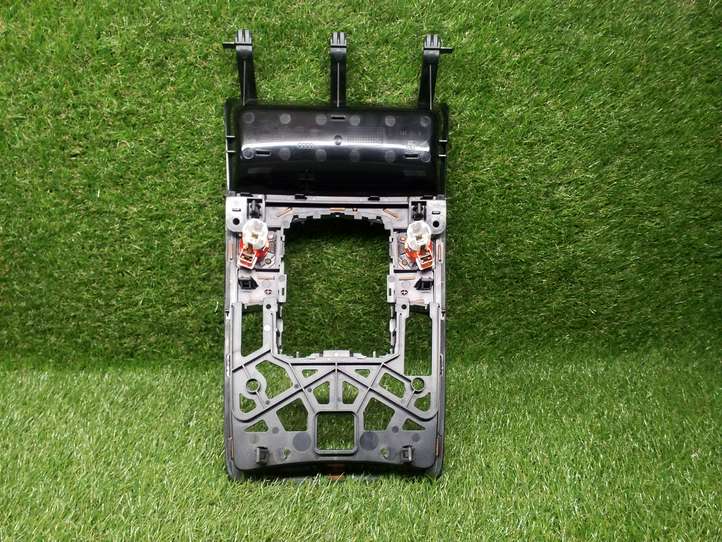 Audi Q7 (2005 - 2009)  4L0864261E Декоративная отделка