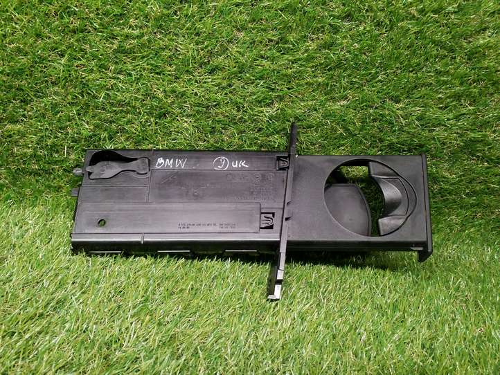 BMW 3 E92 E93 (2005 - 2014)  7127463 Передний держатель чашки