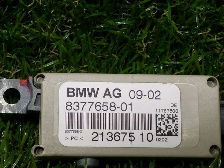 BMW X5 E53 (1999 - 2006)  837765801 Усилитель антенны
