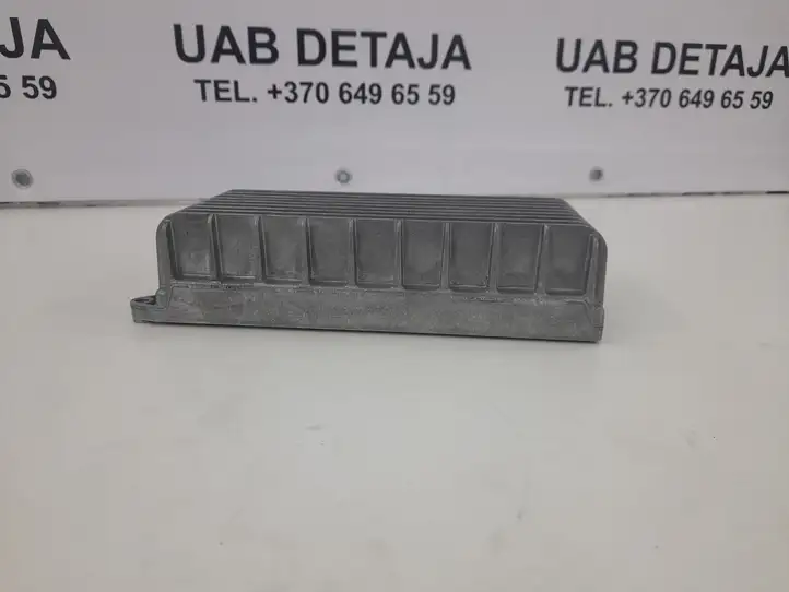 Audi A6 S6 C6 4F (2004 - 2008) 4F0910223M Усилитель звука — фото 2