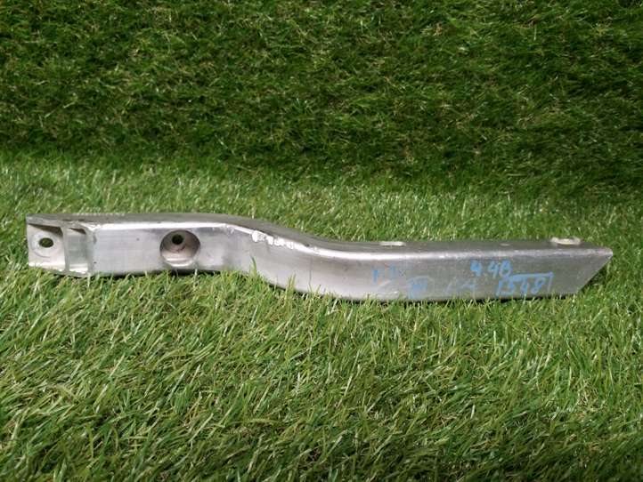 BMW 5 F10 F11 (2009 - 2016)  7583120 Кронштейн